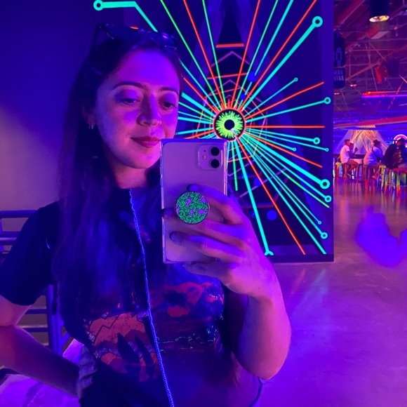 Meet your Posher, Victoria - Picture 2 of 5